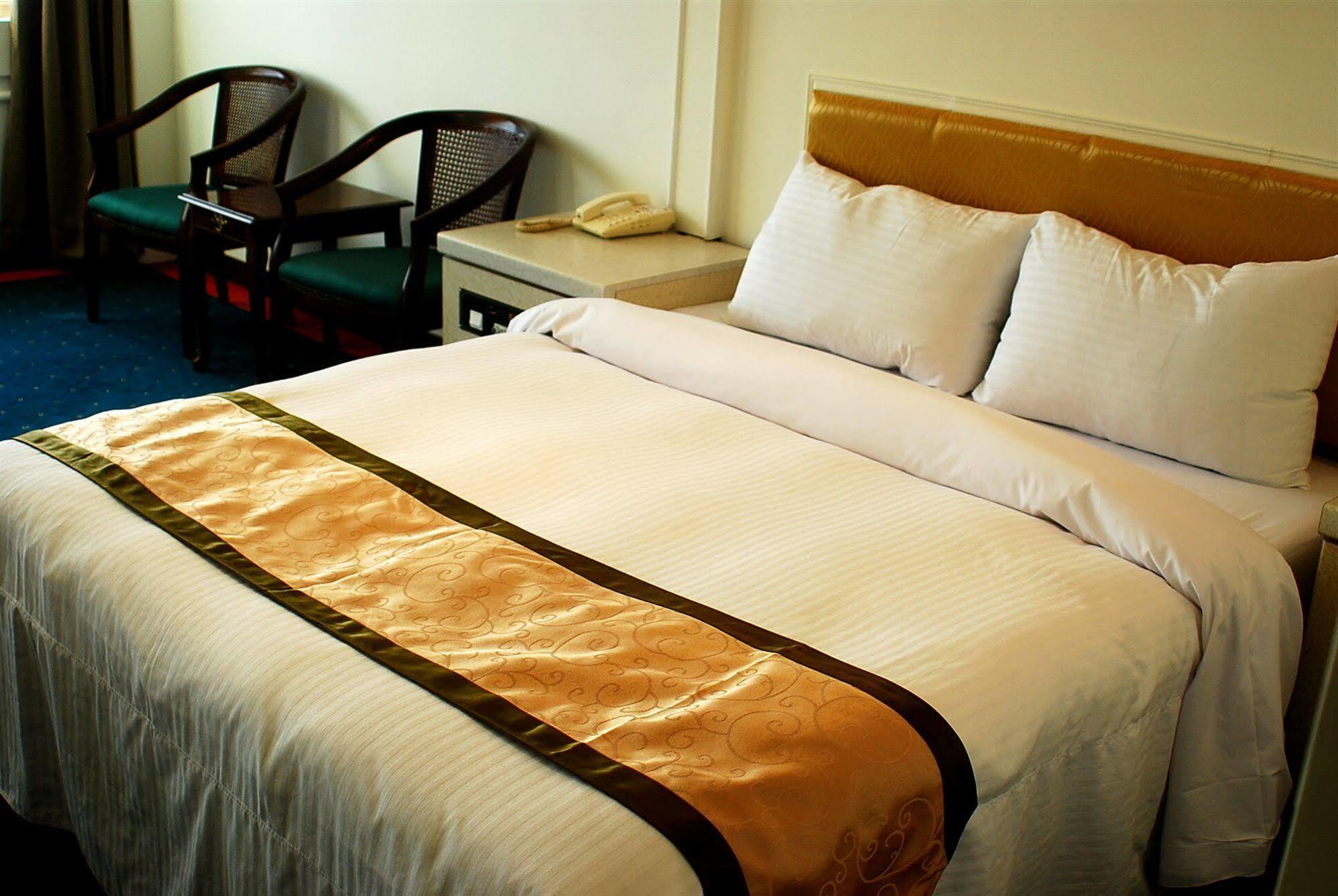 Taitung Bali Suites Hotel Exterior photo