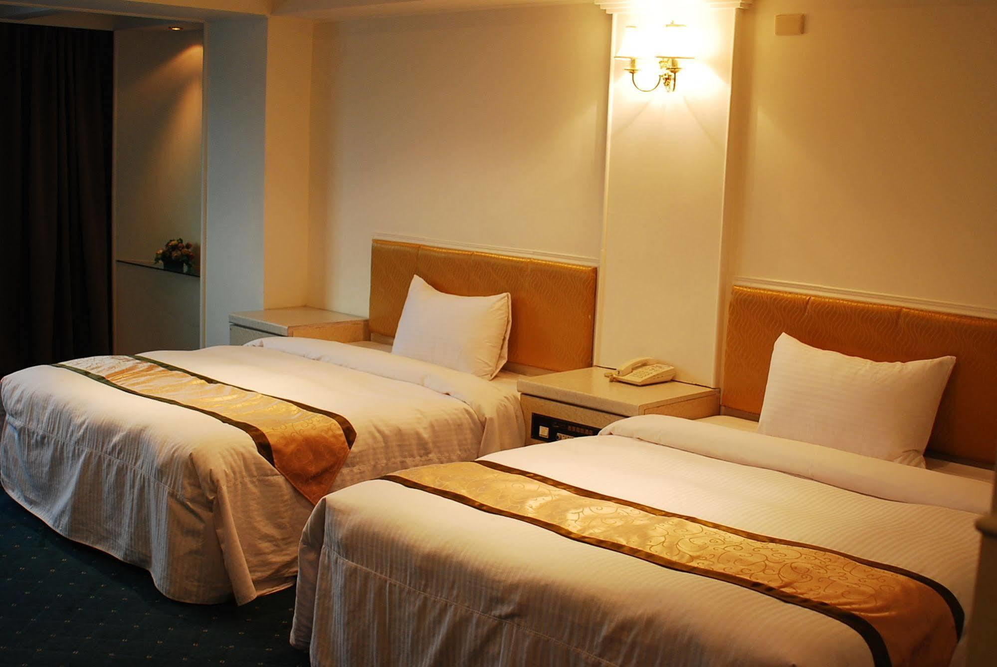 Taitung Bali Suites Hotel Exterior photo